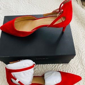 Brand new original Banana Republic red